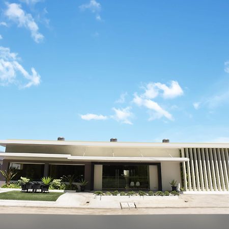 Laoag Parklane Hotel Exterior foto